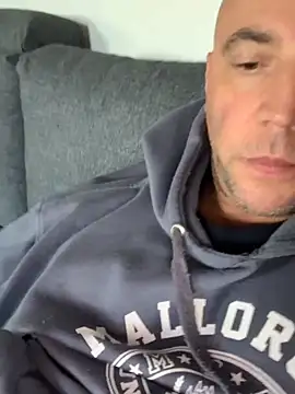 Marronglace1 online show from November 17, 2025, 7:34 am