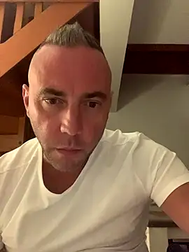 Snapshot of Marronglace1 chatting on October 1, 2025, 8:13 pm Marronglace1 online show from October 1, 2025, 8:13 pm