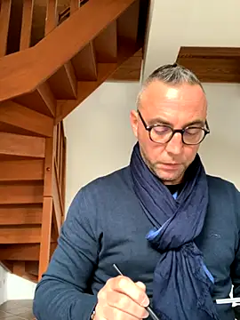 Snapshot of Marronglace1 chatting on October 9, 2025, 8:15 am Marronglace1 online show from October 9, 2025, 8:15 am