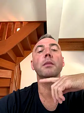 Snapshot of Marronglace1 chatting on September 19, 2025, 11:03 am Marronglace1 online show from September 19, 2025, 11:03 am