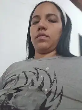 Snapshot of girlpee chatting on February 22, 2026, 12:18 pm girlpee online show from February 22, 2026, 12:18 pm