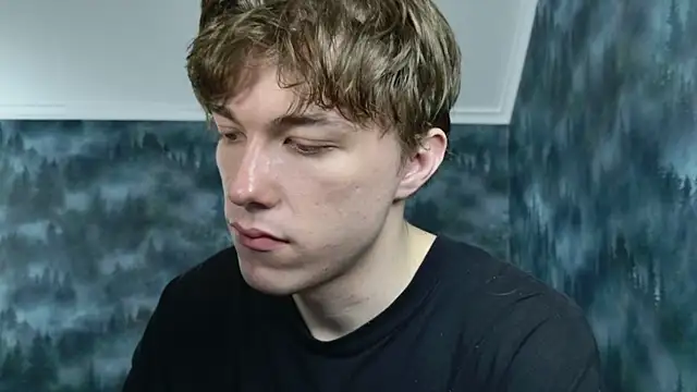 Snapshot of MarkShot_ chatting on October 28, 2025, 4:50 pm MarkShot online show from October 28, 2025, 4:50 pm