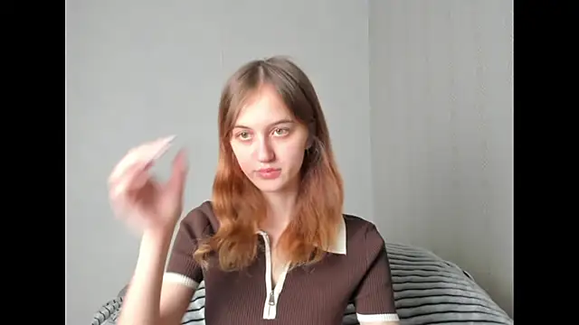 dreamy pollyyy online show from January 13, 2026, 3:21 am