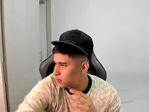 Snapshot of jhony_dickm chatting on October 28, 2025, 12:55 am jhony dickm online show from October 28, 2025, 12:55 am