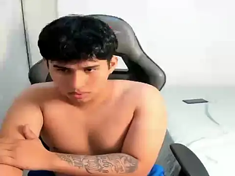 Snapshot of jhony_dickm chatting on October 7, 2025, 6:09 pm jhony dickm online show from October 7, 2025, 6:09 pm