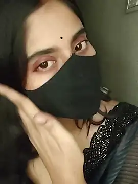 Snapshot of Tanya-mittal chatting on September 28, 2025, 7:32 pm Tanya-mittal online show from September 28, 2025, 7:32 pm