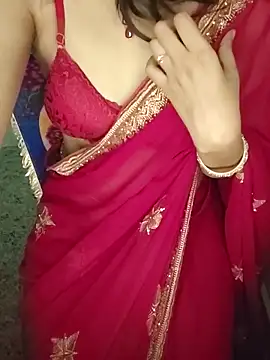 Snapshot of Tanya-mittal chatting on October 4, 2025, 12:56 am Tanya-mittal online show from October 4, 2025, 12:56 am