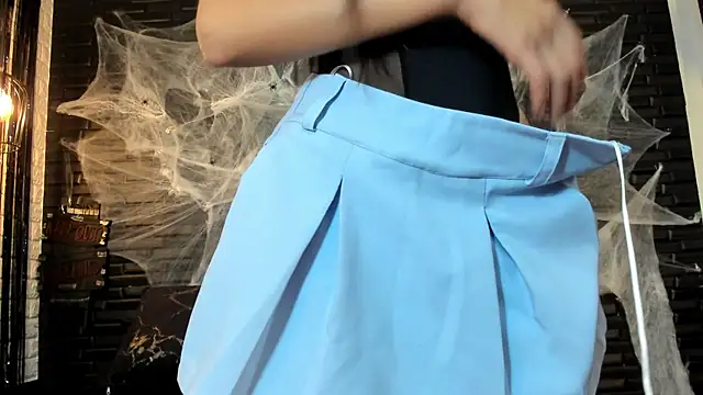 ElJardinEspanol online show from October 6, 2025, 11:11 am