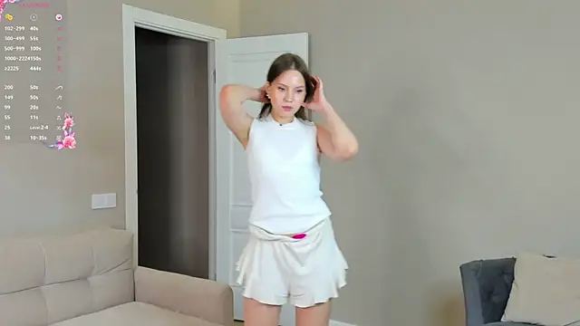 Snapshot of EmelySwickheimer chatting on September 23, 2025, 7:10 pm EmelySwickheimer online show from September 23, 2025, 7:10 pm