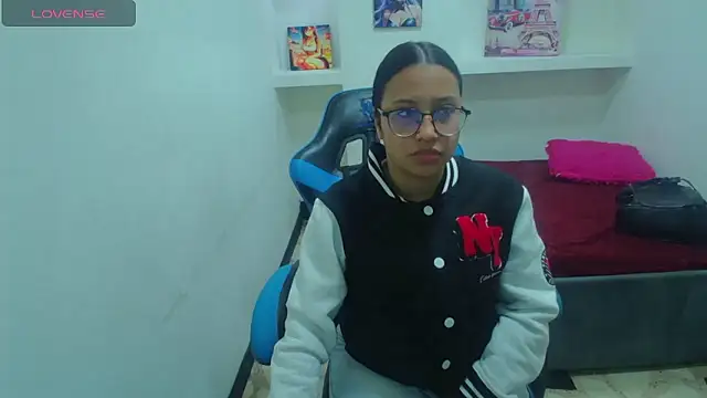 susan mooree online show from January 15, 2026, 7:50 pm