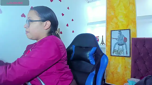 susan mooree online show from March 19, 2026, 8:09 pm