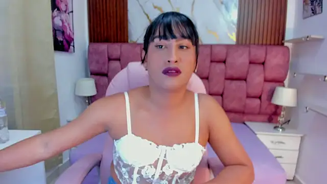 Snapshot of Ross_Brown chatting on September 18, 2025, 12:08 pm Ross Brown online show from September 18, 2025, 12:08 pm