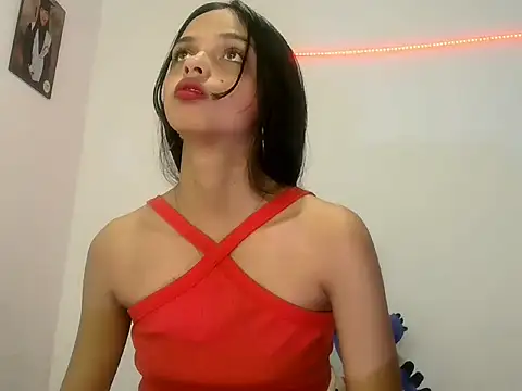 lucy babyy online show from September 25, 2025, 7:09 pm