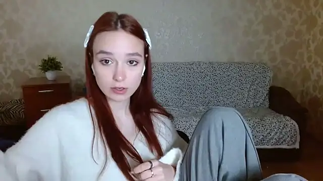 Snapshot of aFoxie chatting on September 21, 2025, 3:50 pm aFoxie online show from September 21, 2025, 3:50 pm