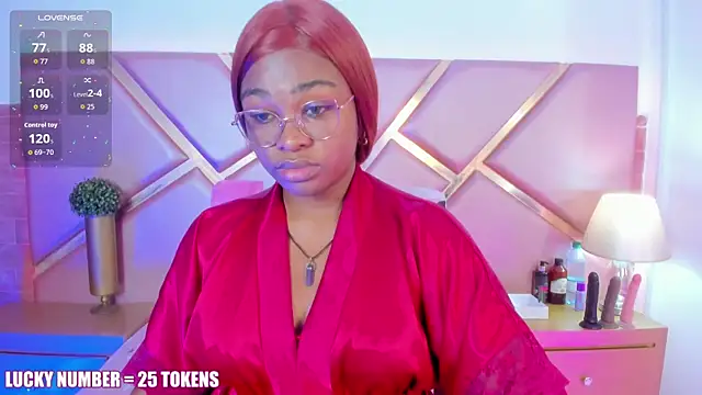 SophieSinclair online show from April 17, 2026, 12:30 pm