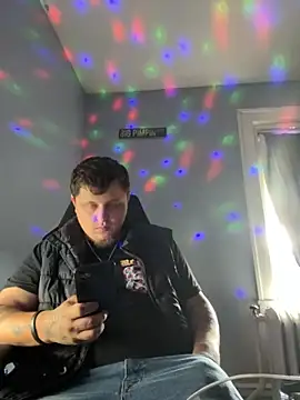 savageking420322 online show from September 14, 2025, 9:37 pm