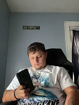 savageking420322 online show from September 15, 2025, 5:46 pm