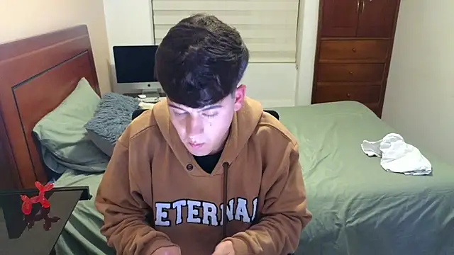 Snapshot of tightncuteass chatting on September 30, 2025, 11:22 pm tightncuteass online show from September 30, 2025, 11:22 pm