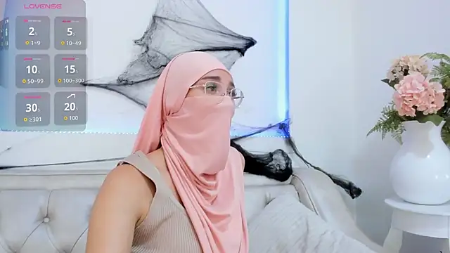 Snapshot of Ridwana_ chatting on October 27, 2025, 12:39 pm Ridwana online show from October 27, 2025, 12:39 pm