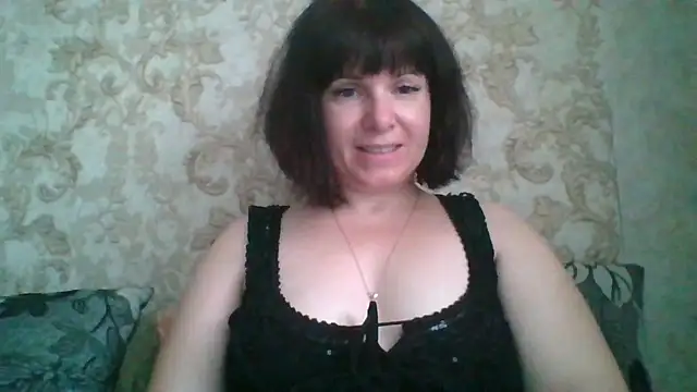 Snapshot of SecretSienna_ chatting on October 16, 2025, 9:17 am SecretSienna  online show from October 16, 2025, 9:17 am