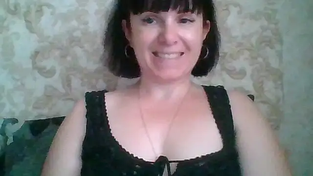 Snapshot of SecretSienna_ chatting on September 28, 2025, 12:01 pm SecretSienna  online show from September 28, 2025, 12:01 pm