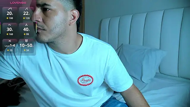 Snapshot of big-tyler chatting on January 16, 2026, 7:51 pm big-tyler online show from January 16, 2026, 7:51 pm