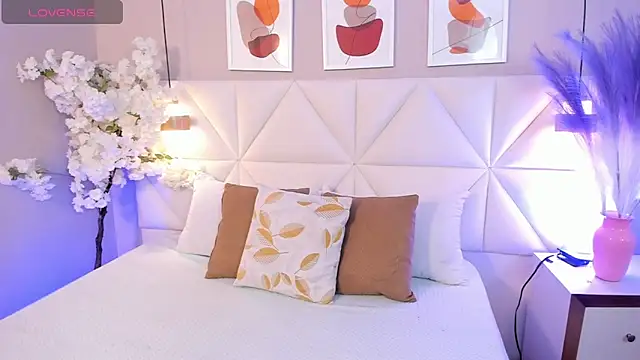 Adara  carter  online show from October 9, 2025, 3:29 am