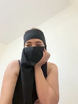 Wild-Nayra online show from October 16, 2025, 2:47 pm