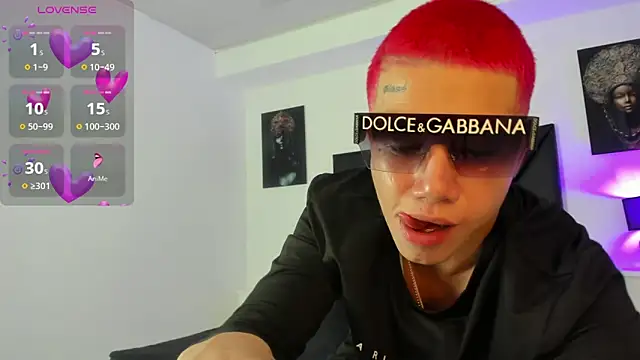 Aleanders  online show from October 1, 2025, 1:15 pm