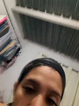 Snapshot of AngelitaSexyCam chatting on November 3, 2025, 4:28 am AngelitaSexyCam online show from November 3, 2025, 4:28 am