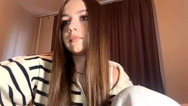 Snapshot of CatherinDream chatting on September 15, 2025, 2:12 am CatherinDream online show from September 15, 2025, 2:12 am