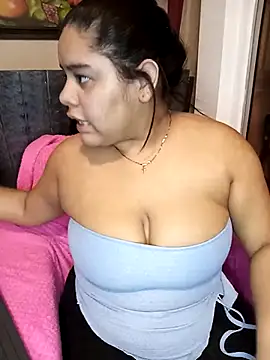 Snapshot of Anabelle_00_ chatting on October 13, 2025, 3:08 am Anabelle 00 online show from October 13, 2025, 3:08 am