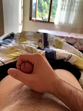 Snapshot of LAZ3R1 chatting on October 19, 2025, 6:16 am LAZ3R1 online show from October 19, 2025, 6:16 am