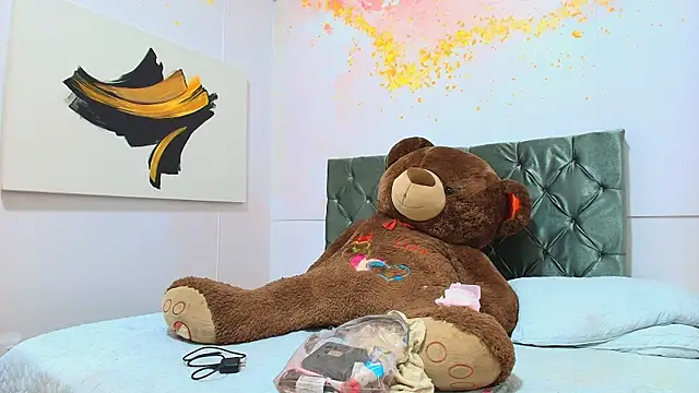 Snapshot of debora_ortiz chatting on October 28, 2025, 12:48 pm debora ortiz online show from October 28, 2025, 12:48 pm