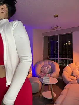 GabyMejiaa online show from April 15, 2026, 3:45 am