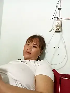 Snapshot of Tamara-a chatting on October 1, 2025, 1:55 am Tamara-a online show from October 1, 2025, 1:55 am