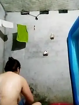 Snapshot of Tamara-a chatting on October 12, 2025, 11:55 am Tamara-a online show from October 12, 2025, 11:55 am