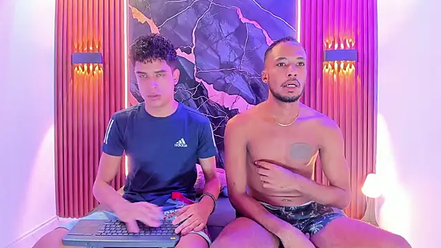 Snapshot of Lucky_boys__X chatting on September 24, 2025, 11:39 am Lucky boys  X online show from September 24, 2025, 11:39 am