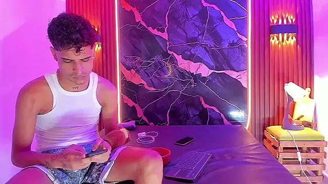 Snapshot of Lucky_boys__X chatting on October 20, 2025, 12:06 pm Lucky boys  X online show from October 20, 2025, 12:06 pm