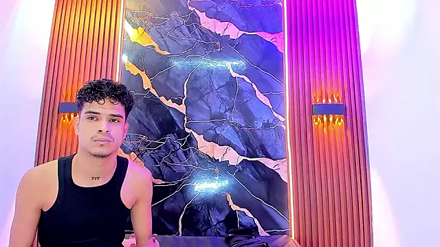 Snapshot of Lucky_boys__X chatting on September 16, 2025, 11:44 am Lucky boys  X online show from September 16, 2025, 11:44 am