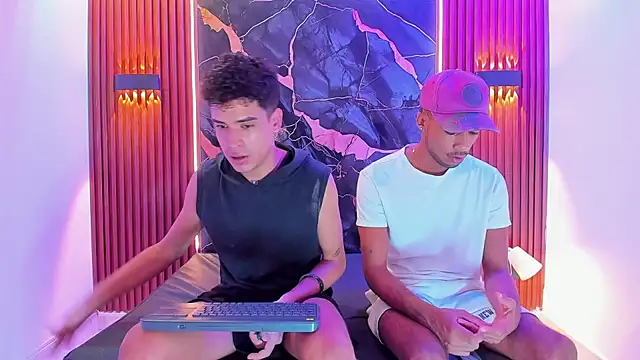 Snapshot of Lucky_boys__X chatting on September 26, 2025, 11:39 am Lucky boys  X online show from September 26, 2025, 11:39 am