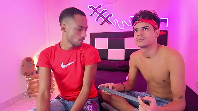 Snapshot of Lucky_boys__X chatting on September 28, 2025, 12:01 pm Lucky boys  X online show from September 28, 2025, 12:01 pm