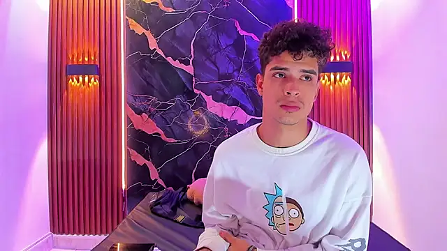 Snapshot of Lucky_boys__X chatting on September 27, 2025, 1:39 pm Lucky boys  X online show from September 27, 2025, 1:39 pm