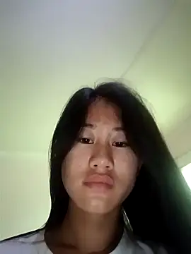 luy-xinh02 online show from September 20, 2025, 12:26 am