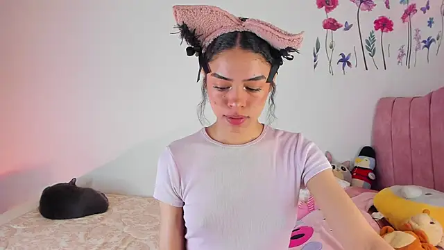 maddy parker   online show from May 14, 2026, 8:06 pm