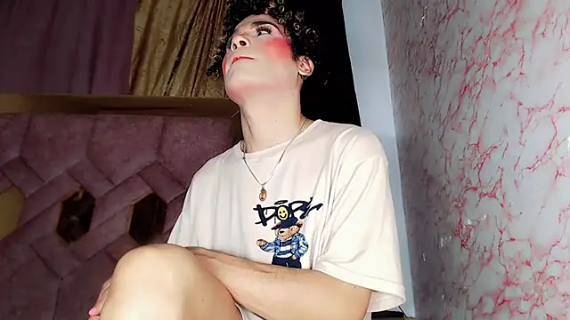 franchescadoll online show from February 13, 2026, 3:50 am