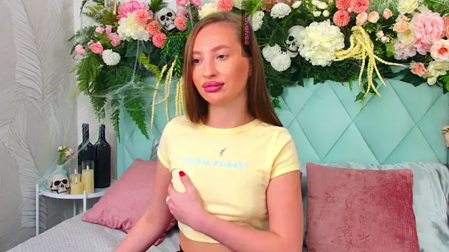 Snapshot of Miranda_Scott chatting on October 22, 2025, 5:12 pm Miranda Scott online show from October 22, 2025, 5:12 pm