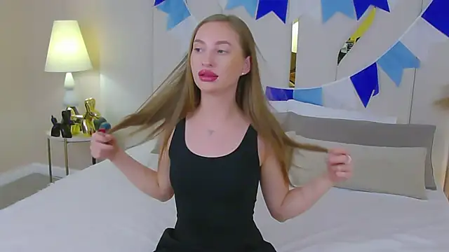 Snapshot of Miranda_Scott chatting on October 4, 2025, 5:03 pm Miranda Scott online show from October 4, 2025, 5:03 pm