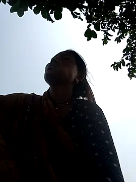 Snapshot of Suman_ji1 chatting on September 19, 2025, 5:33 am Suman ji1 online show from September 19, 2025, 5:33 am