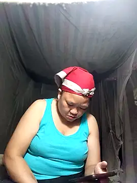 Snapshot of riso-00 chatting on October 8, 2025, 9:15 pm riso-00 online show from October 8, 2025, 9:15 pm